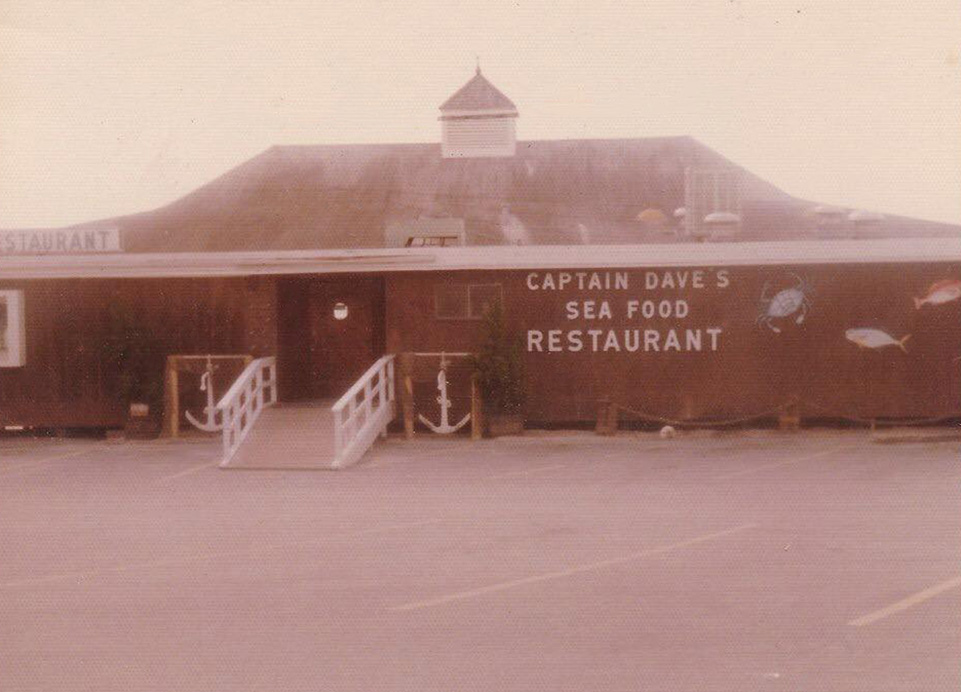 Destin Seafood Restaurant 0